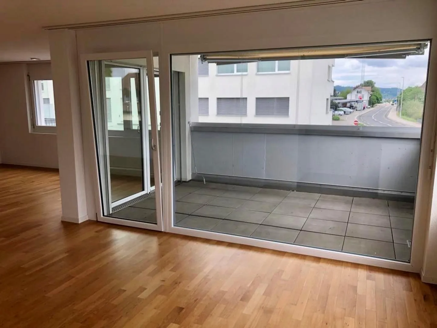 Appartamento accogliente di 4,5 stanze con balcone - Foto 10 di 10