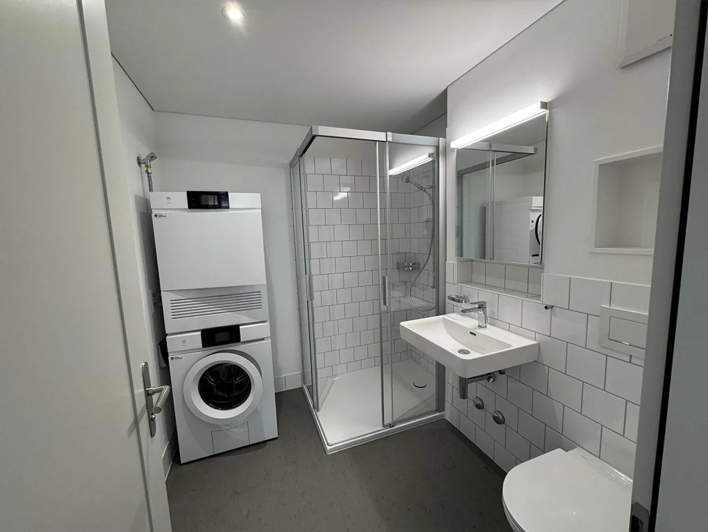 Renovierte 3-Zimmerwohnung mit Balkon - Foto 3 von 7