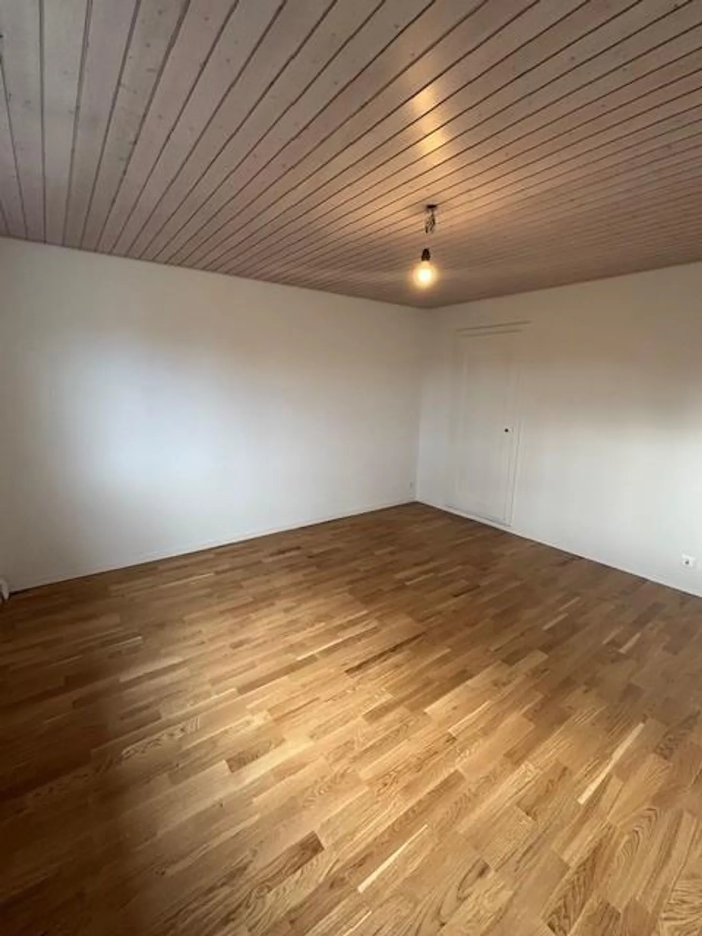 Neu sanierte Dachwohnung - Foto 6 von 9