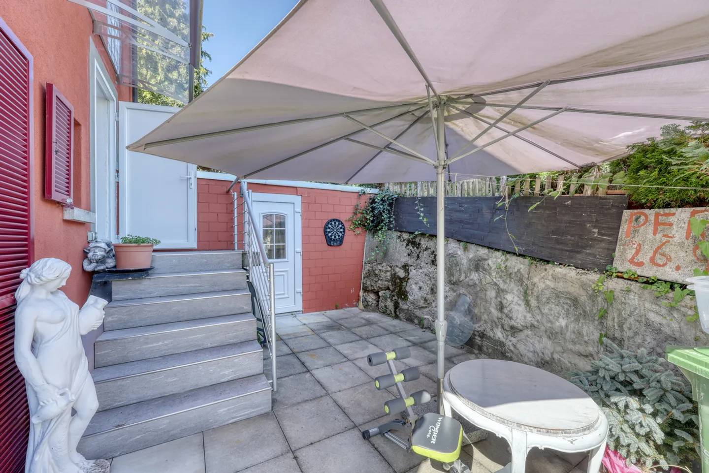 Charmantes Mehrfamilienhaus - Foto 8 von 10