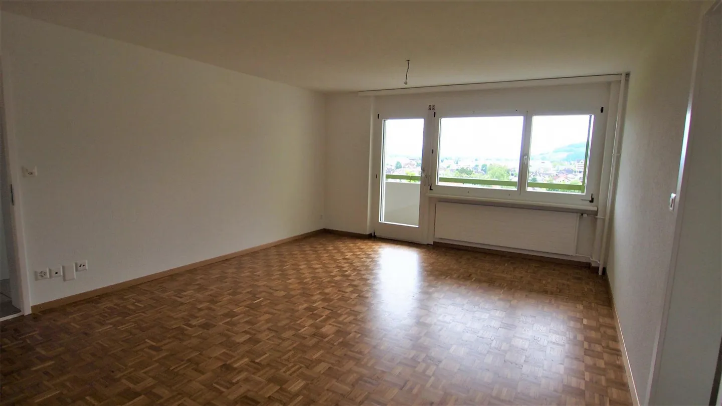 Appartement confortable de 3,5 pièces avec une belle vue - Photo 9 sur 23