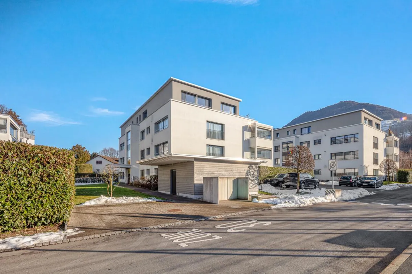 Appartamento moderno e elegante di 4,5 stanze con balcone - Foto 11 di 16