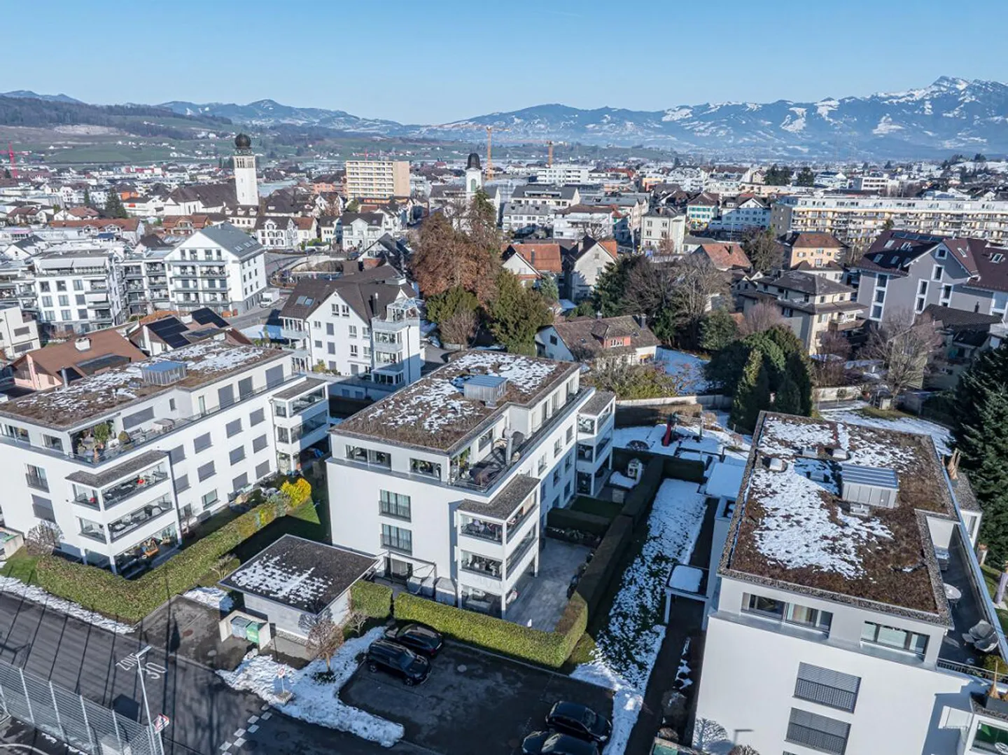 Appartamento moderno e elegante di 4,5 stanze con balcone - Foto 12 di 16