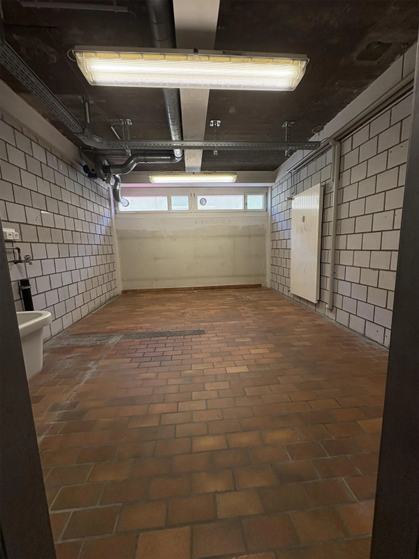 Tanto spazio per le tue idee? 75 m² di spazio di stoccaggio ad Allschwil - Foto 7 di 8