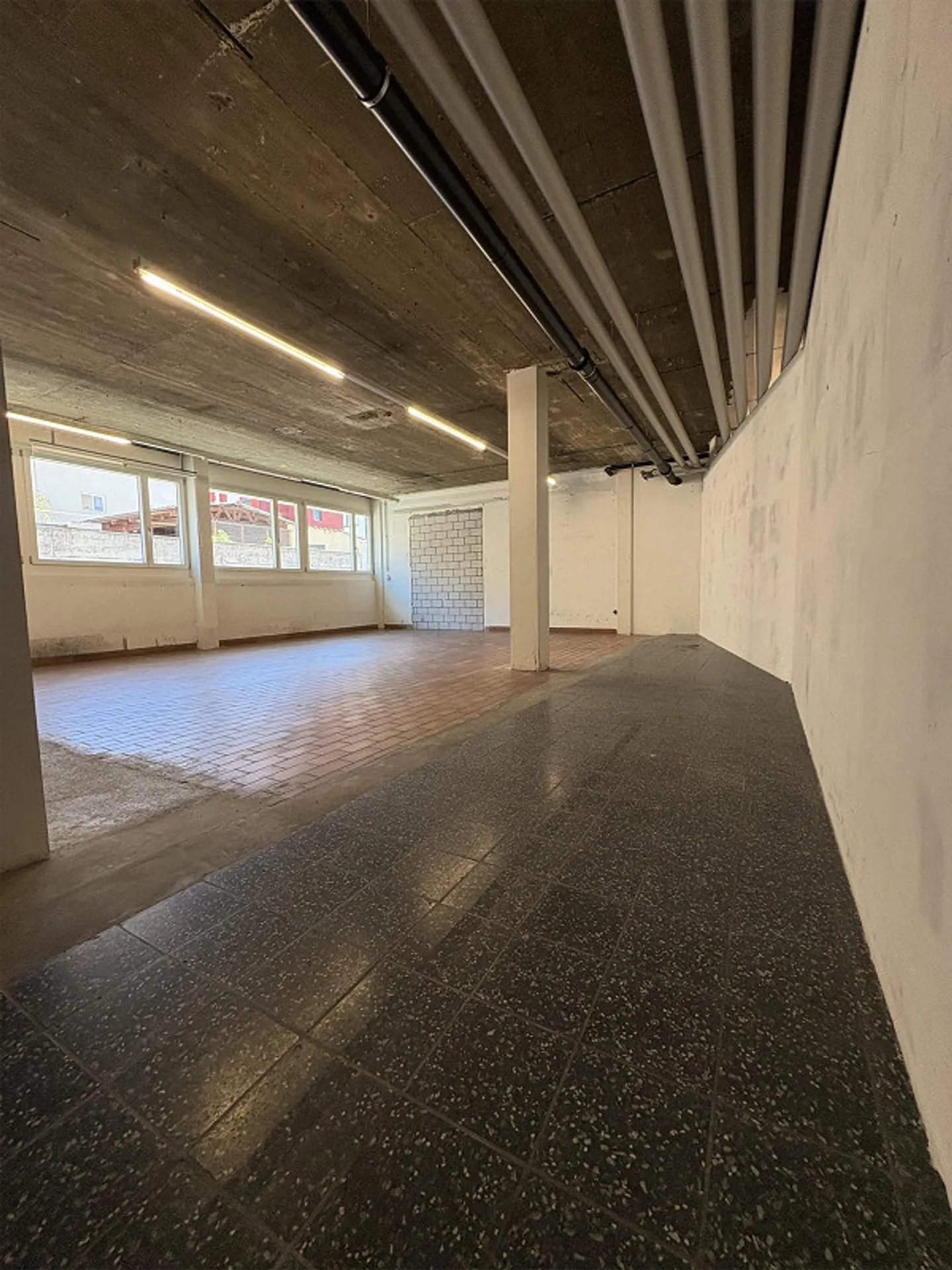 Tanto spazio per le tue idee? 75 m² di spazio di stoccaggio ad Allschwil - Foto 8 di 8