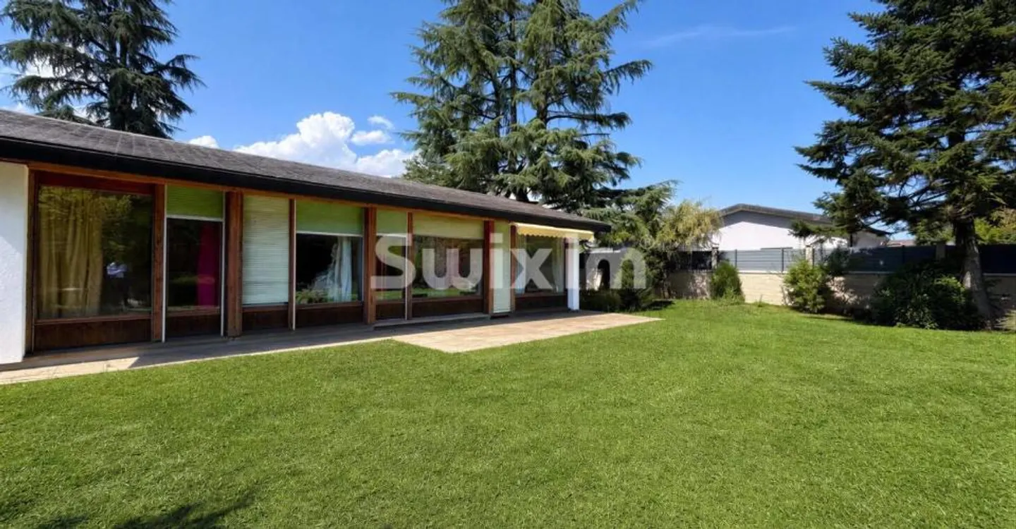 Einfamilienhaus zur Renovierung in Confignon - Foto 3 von 11