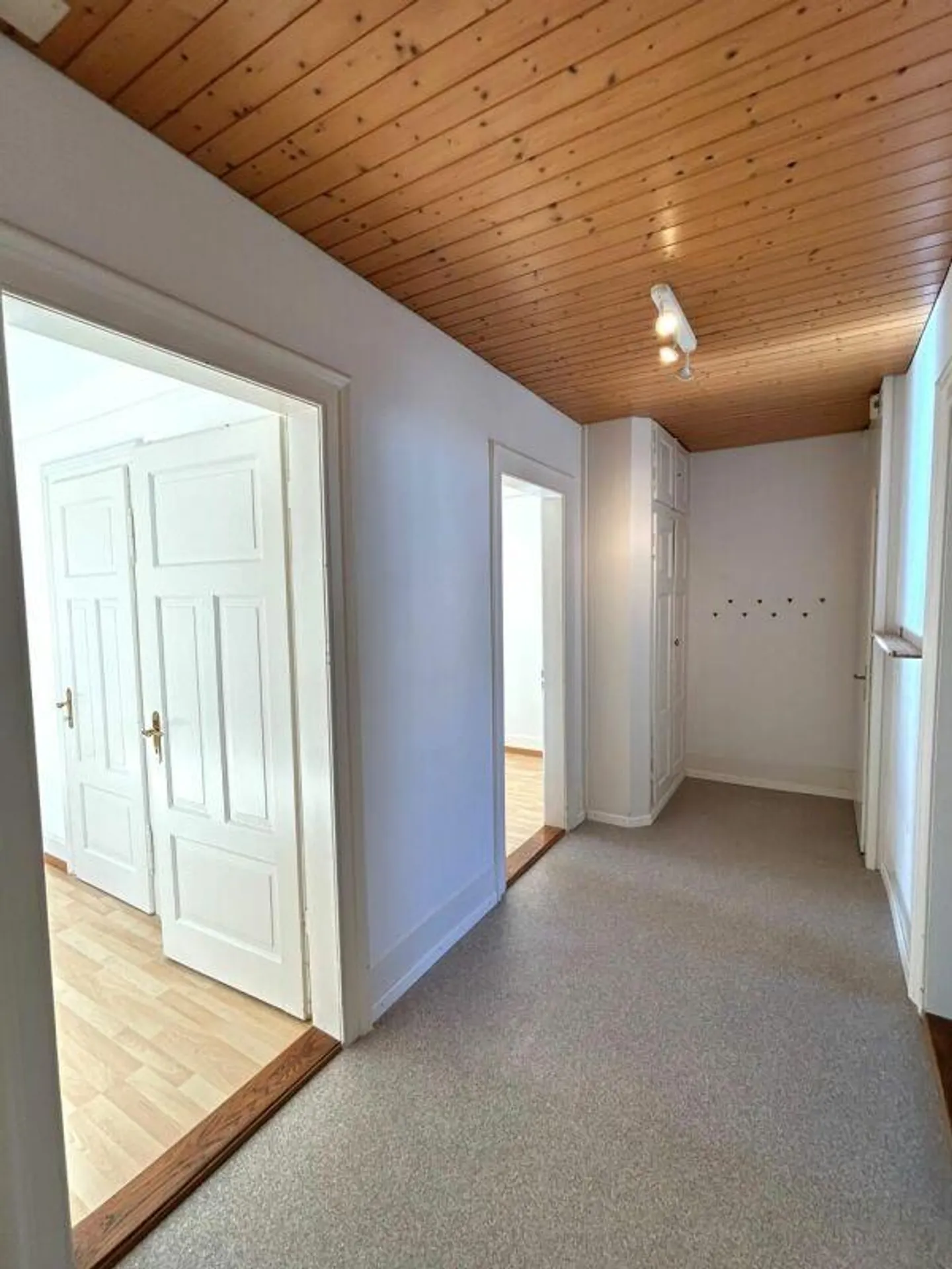 Charming Apartment in Central Luzern - Photo 1 of 7
