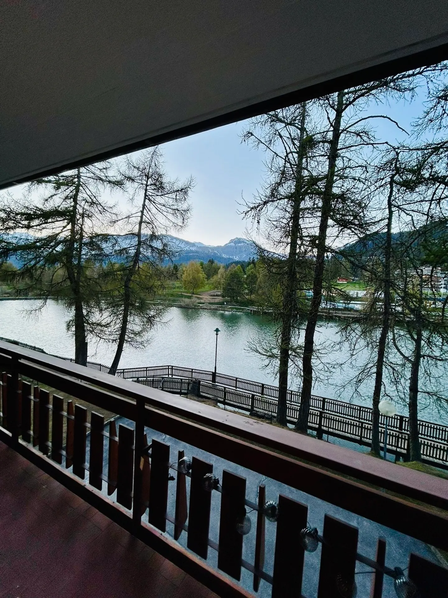 Very nice studio in the center of Crans for annual rent - Photo 4 of 8