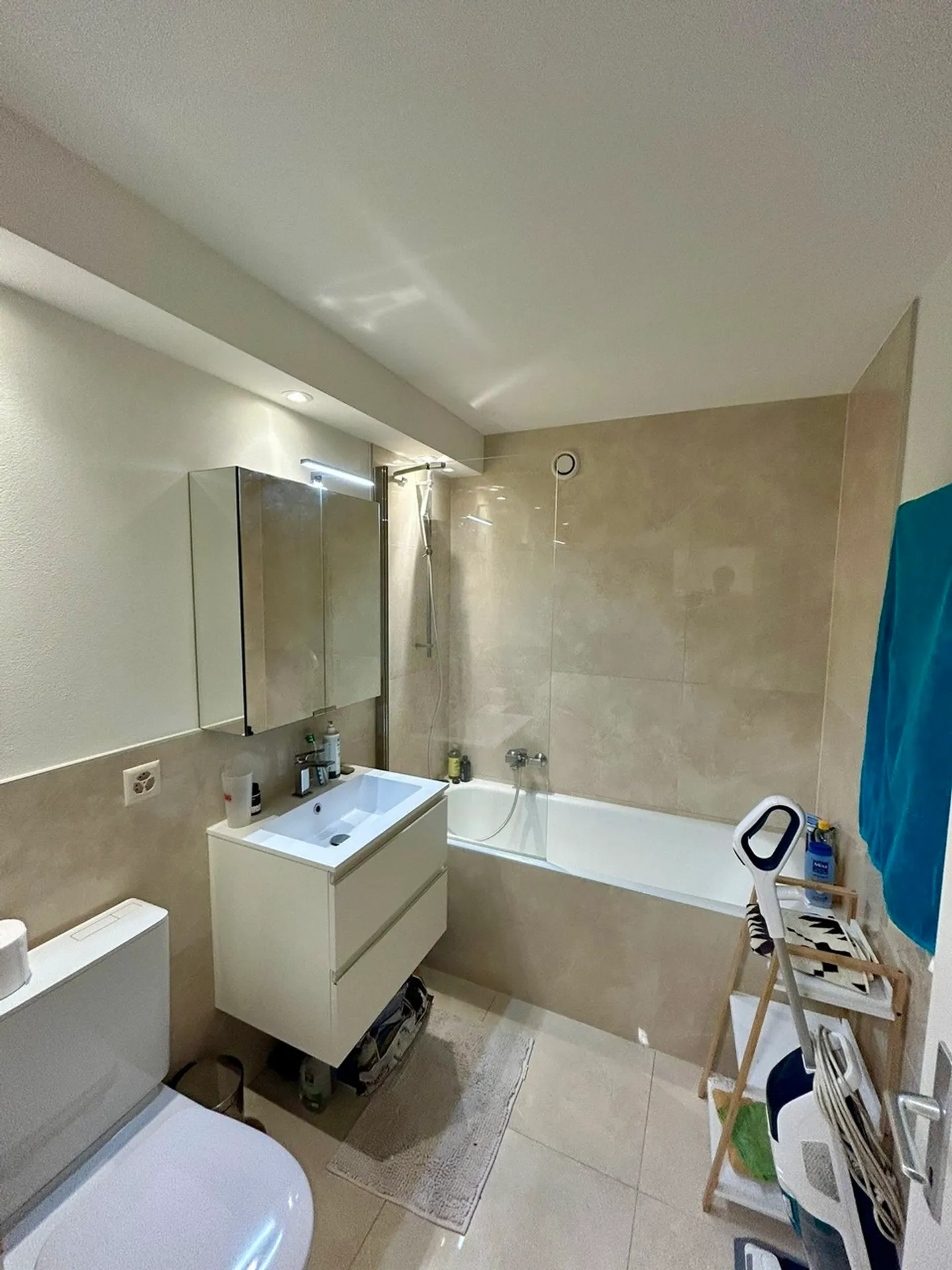 Very nice studio in the center of Crans for annual rent - Photo 6 of 8