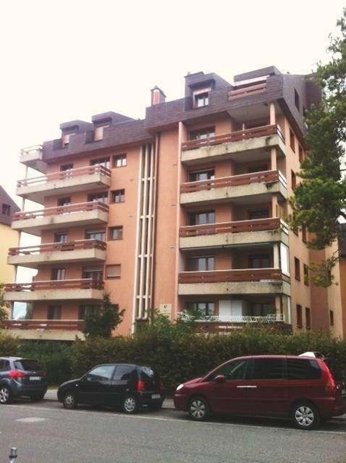 Close to the city center - indoor parking space - Photo 1 of 1