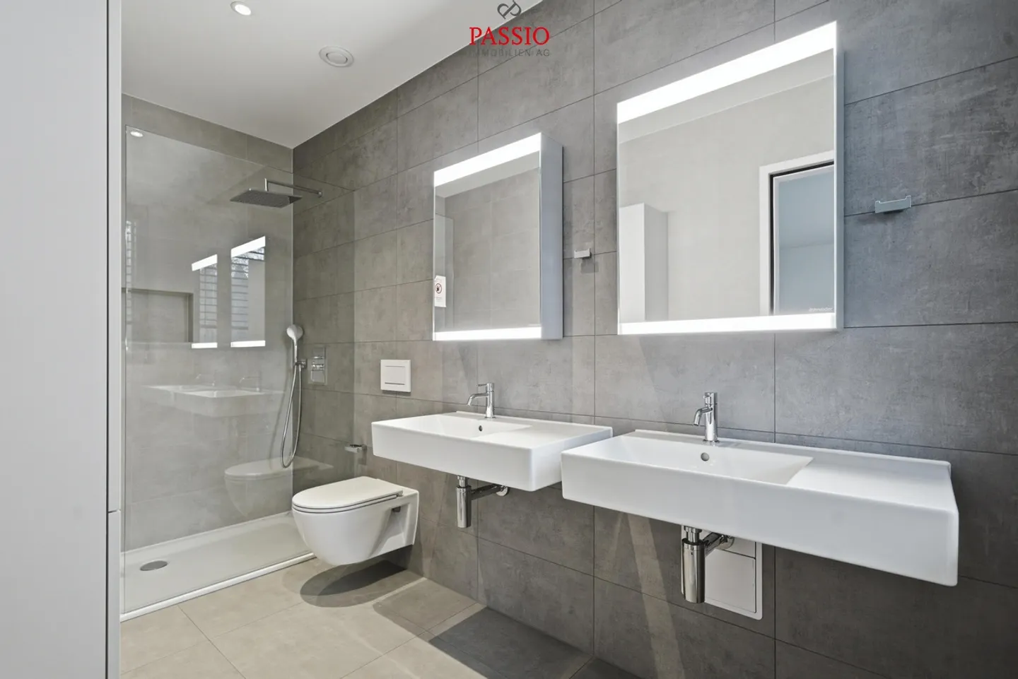 Modern 4.5-room new apartment with high-quality interior design - Photo 5 of 12