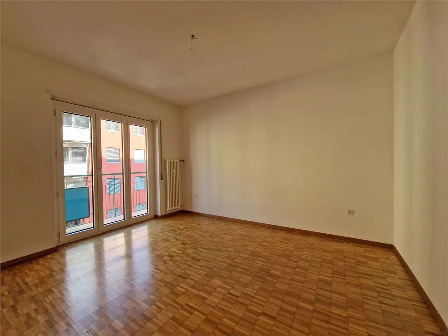 Bellinzona 2.5-Zimmer-Wohnung - Foto 3 di 6