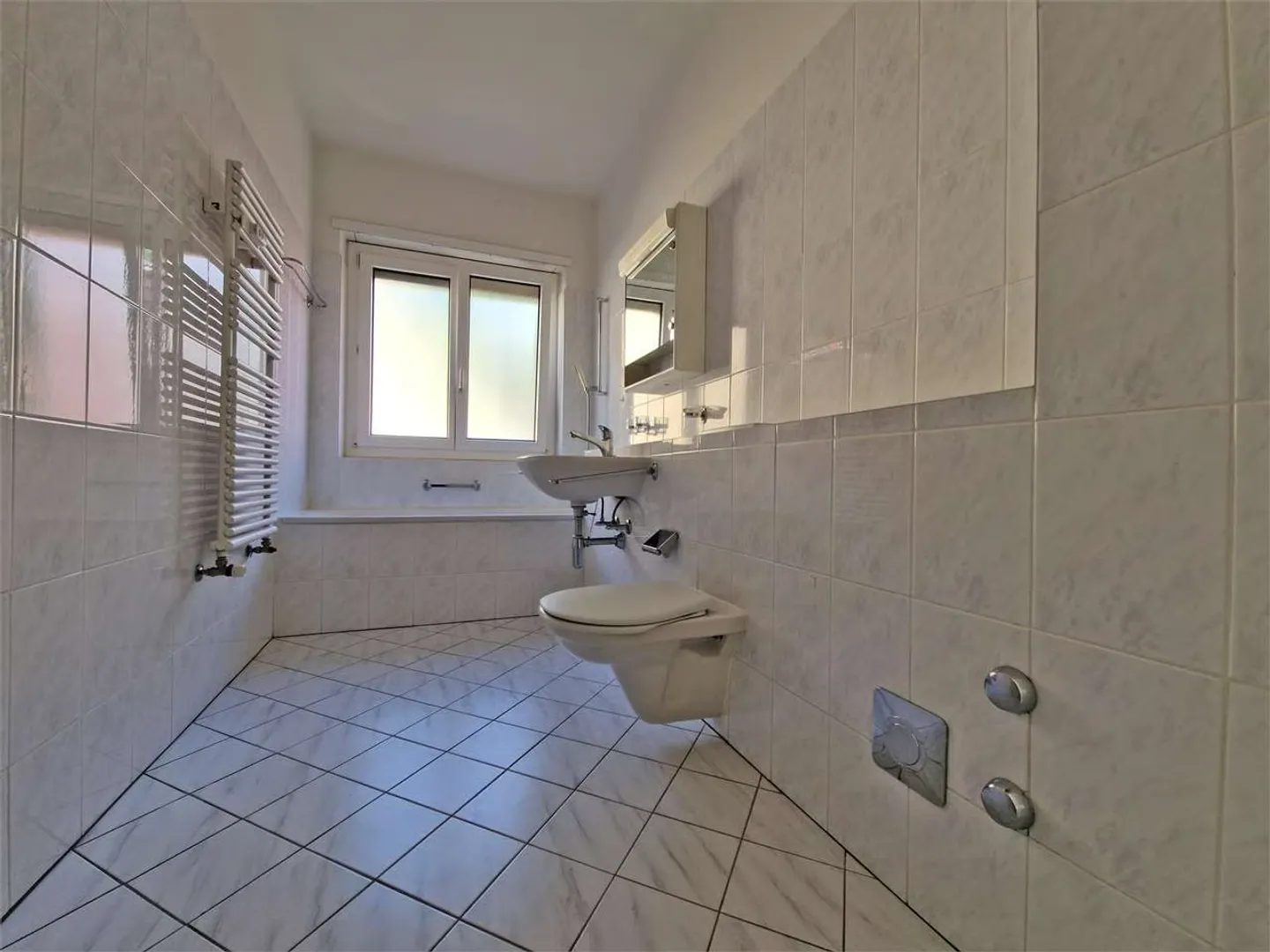 Bellinzona 2.5-Zimmer-Wohnung - Foto 5 di 6