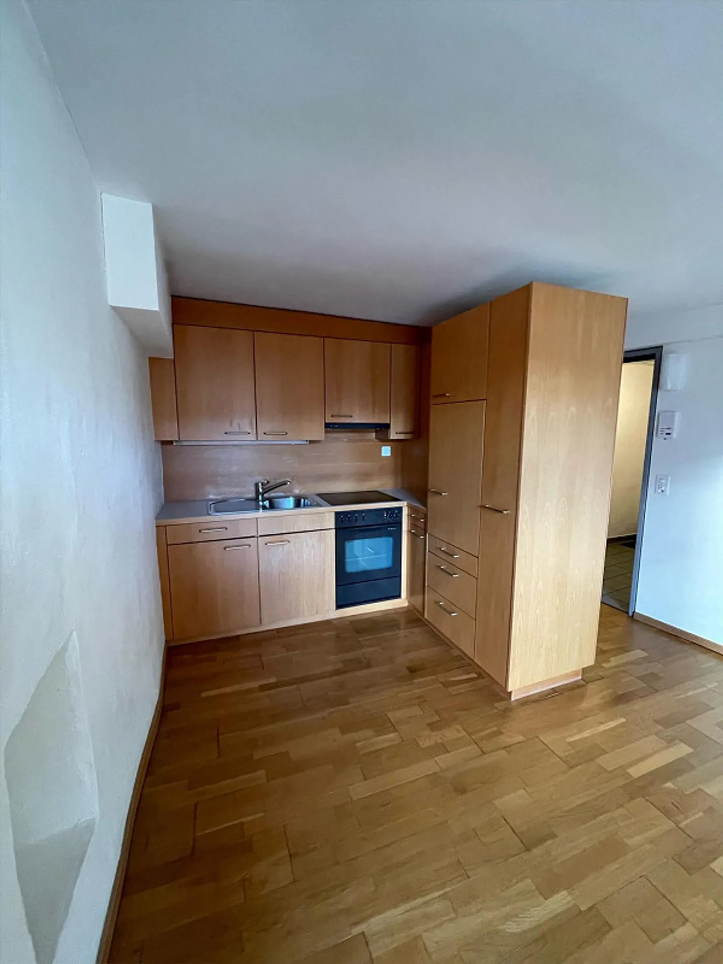 Helle 1.5-Zimmer-Wohnung im Herzen der Altstadt - Foto 2 von 3