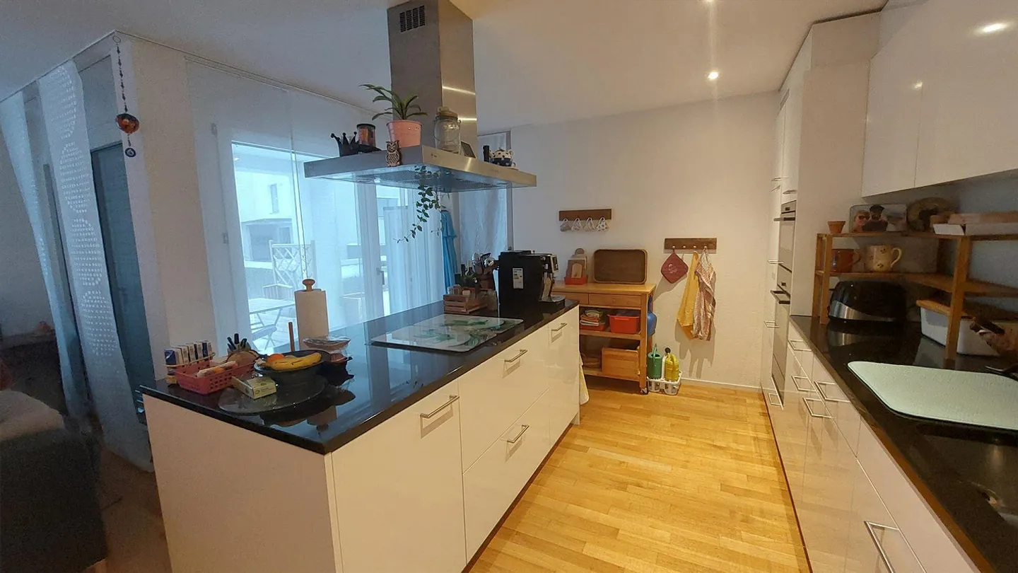 Wohnen in den schönen Fläscher Weinbergen! - Foto 5 von 10