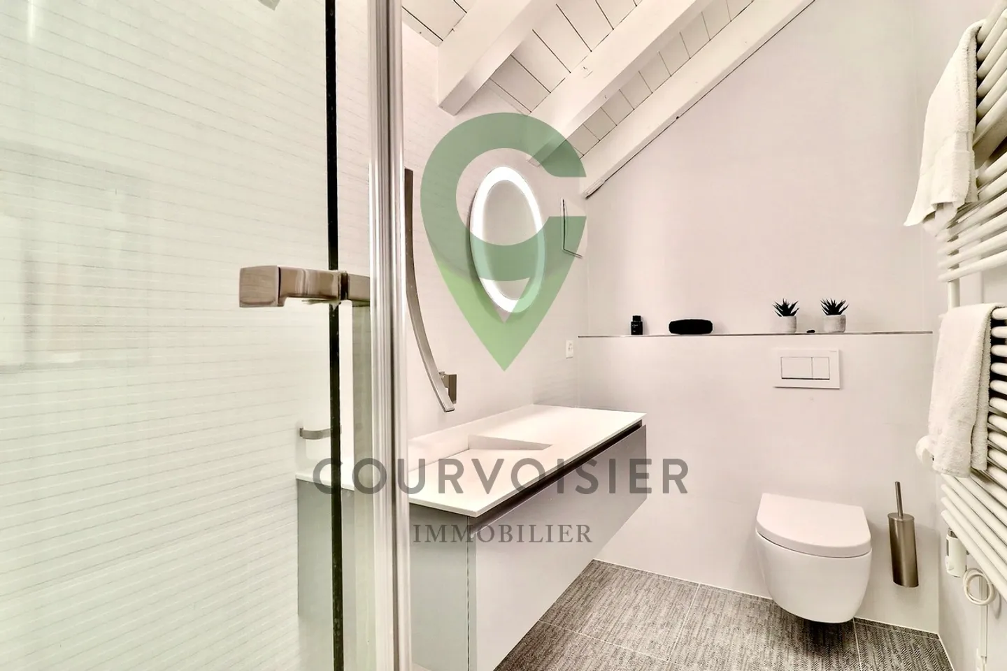 Wunderschön renovierte Penthousewohnung mit Geschmack, Blick auf die Weinberge und den See - Foto 12 von 12