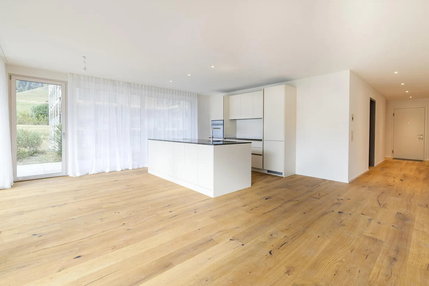 Nuovo appartamento con terrazza - Foto 3 di 8