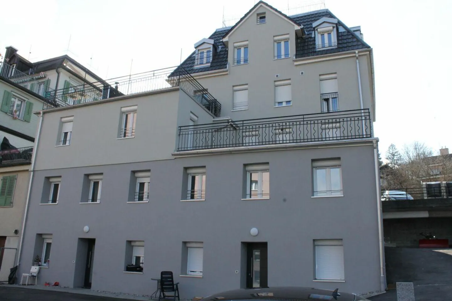 Solid construction, attractive rental potential, minimal effort - Photo 1 of 8