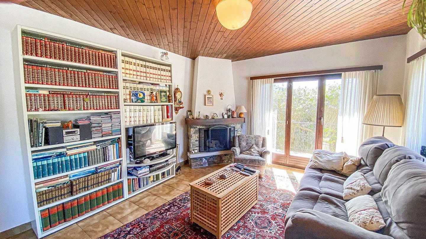 Grande casa unifamiliare con giardino e vista sui castelli di Bellinzona - Foto 7 di 13