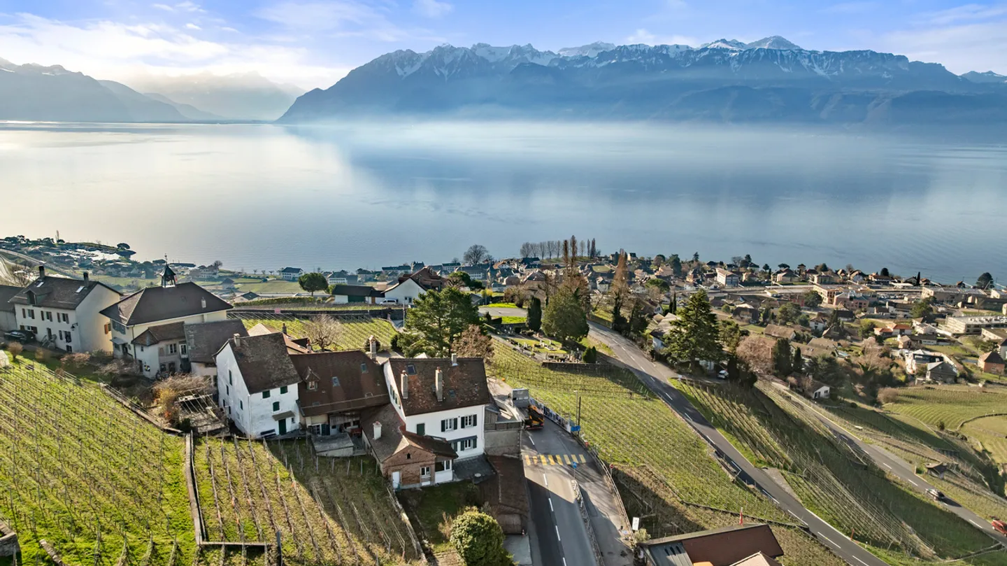 Außergewöhnliches Gebäude mit 3 Wohnungen und Panoramablick, Lavaux - Foto 26 von 26