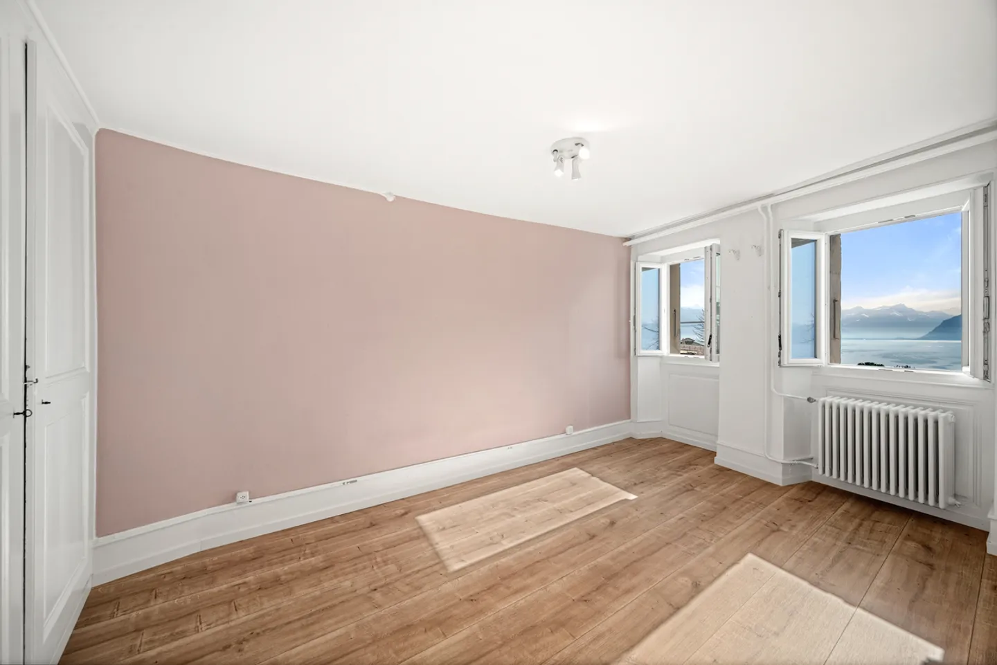 Außergewöhnliches Gebäude mit 3 Wohnungen und Panoramablick, Lavaux - Foto 16 von 26