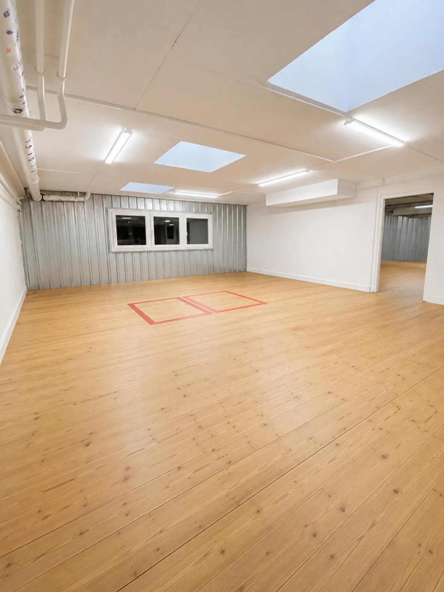 Espace de stockage à deux étages disponible à la location - Photo 6 sur 7
