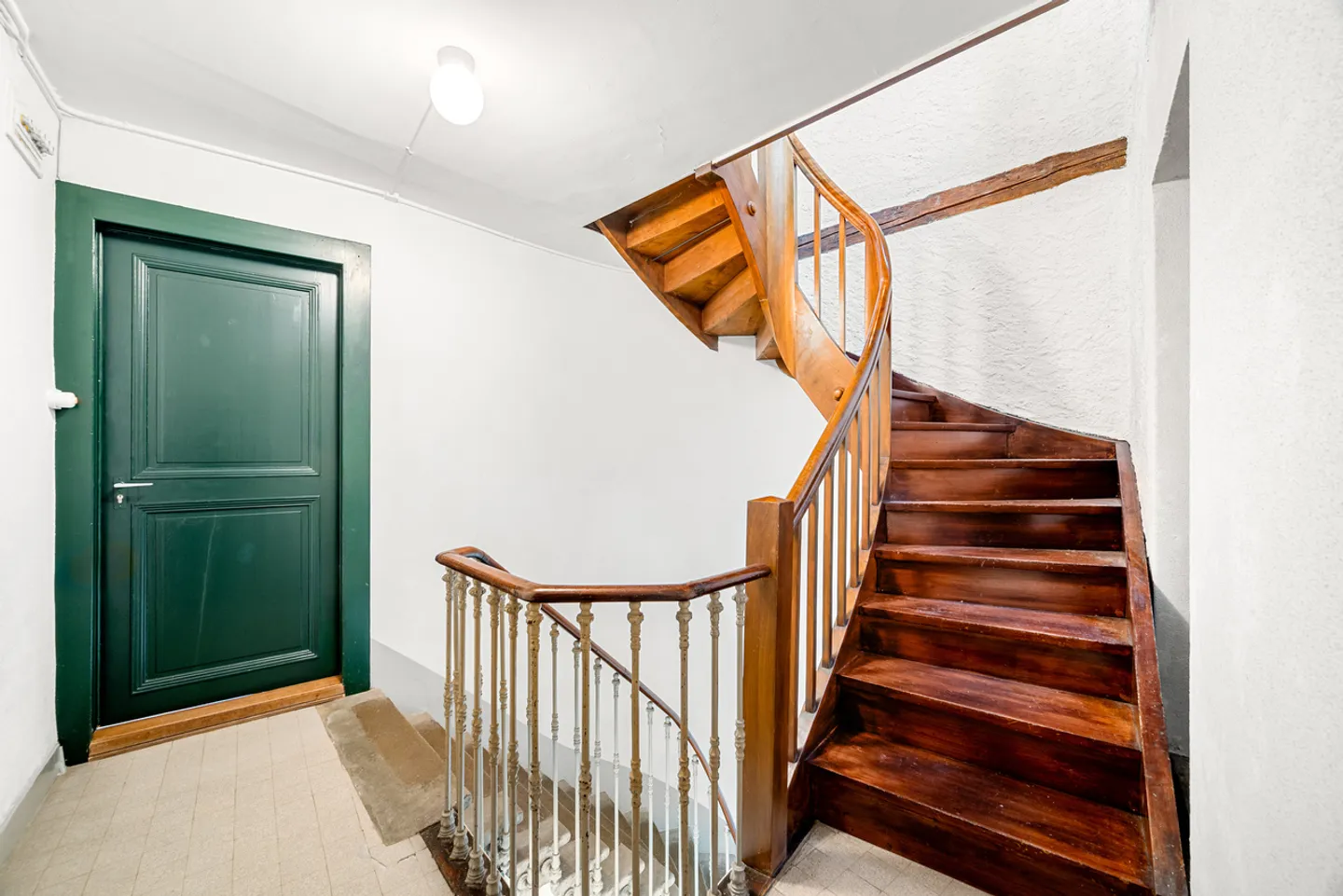 Außergewöhnliches Gebäude mit 3 Wohnungen und Panoramablick, Lavaux - Foto 18 von 26