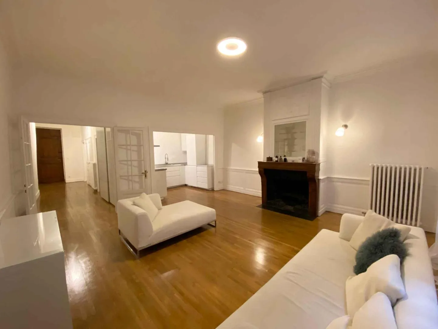 Appartement 2.5 pièces charmant - Photo 4 sur 9