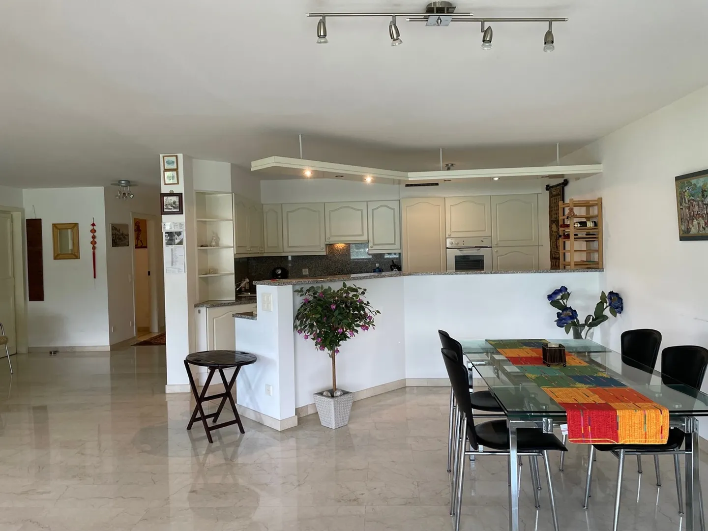 Appartamento Incantevole con Vista Lago - Foto 5 di 13