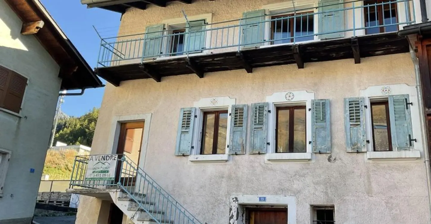 Casa di Villaggio Incantevole a Bourg-Saint-Pierre - Foto 2 di 13