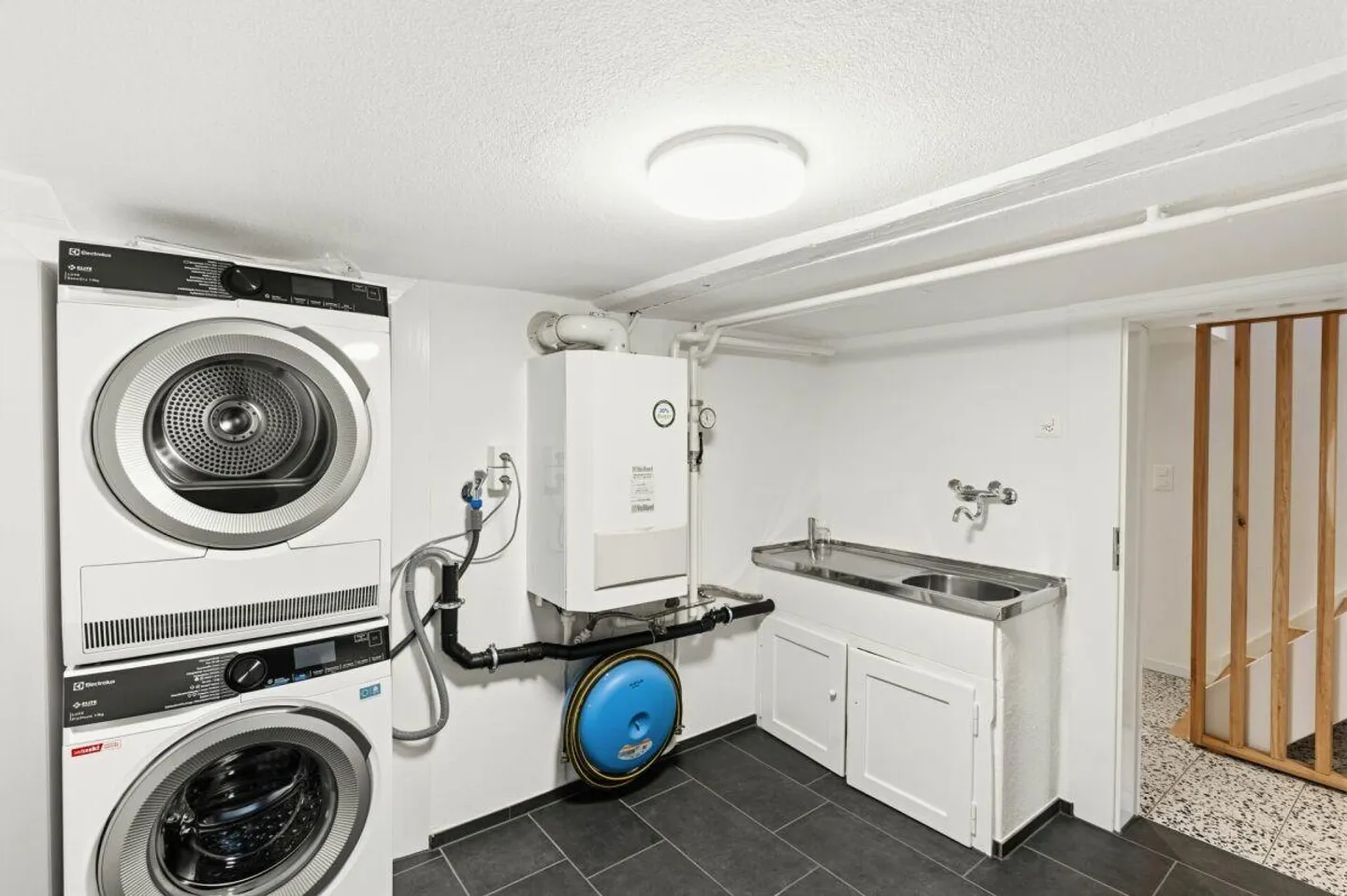 RENTAL - Photo 12 of 12