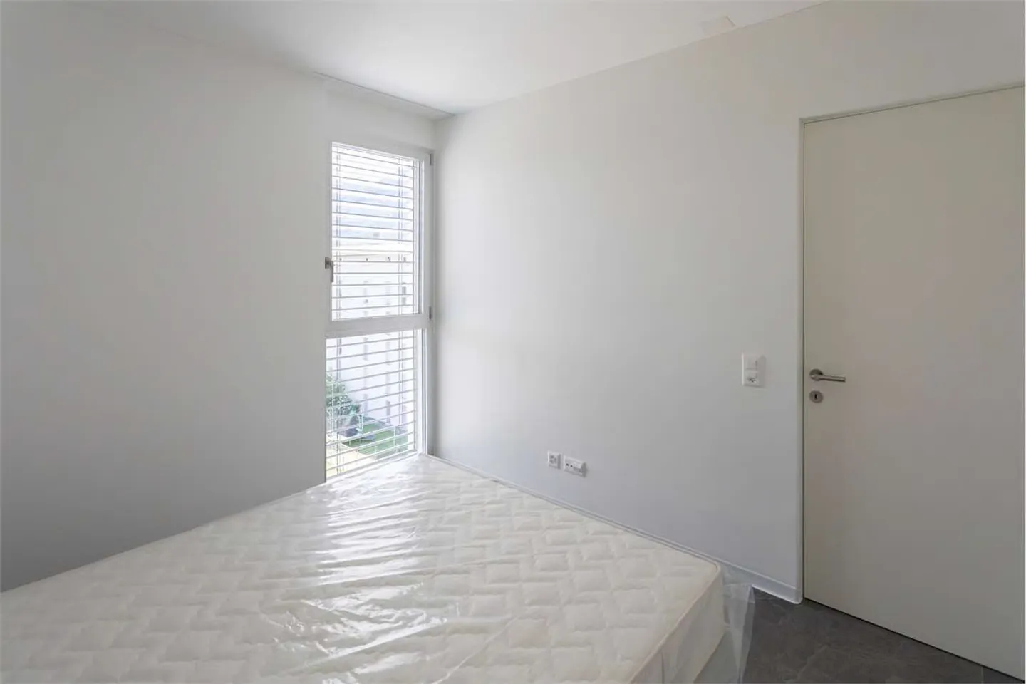 Bright Apartment - 3.5 Rooms - Photo 10 of 13