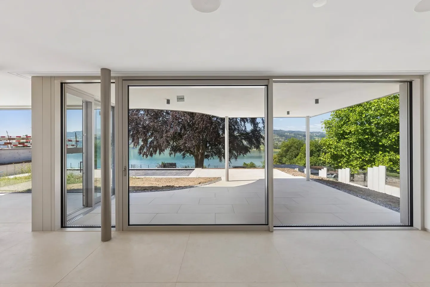 Exclusive new build villa with pool, lake views and premium finishes - Photo 15 of 46