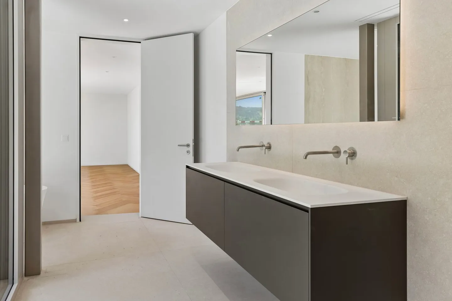 Exclusive new build villa with pool, lake views and premium finishes - Photo 19 of 46