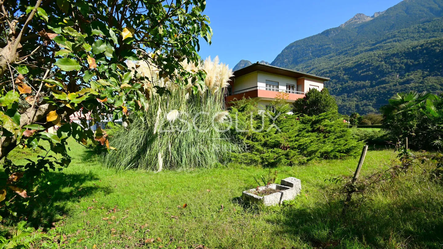 Terreno edificabile in zona soleggiata e tranquilla | Bauland in sonniger und ruhiger Lage - Foto 4 di 13