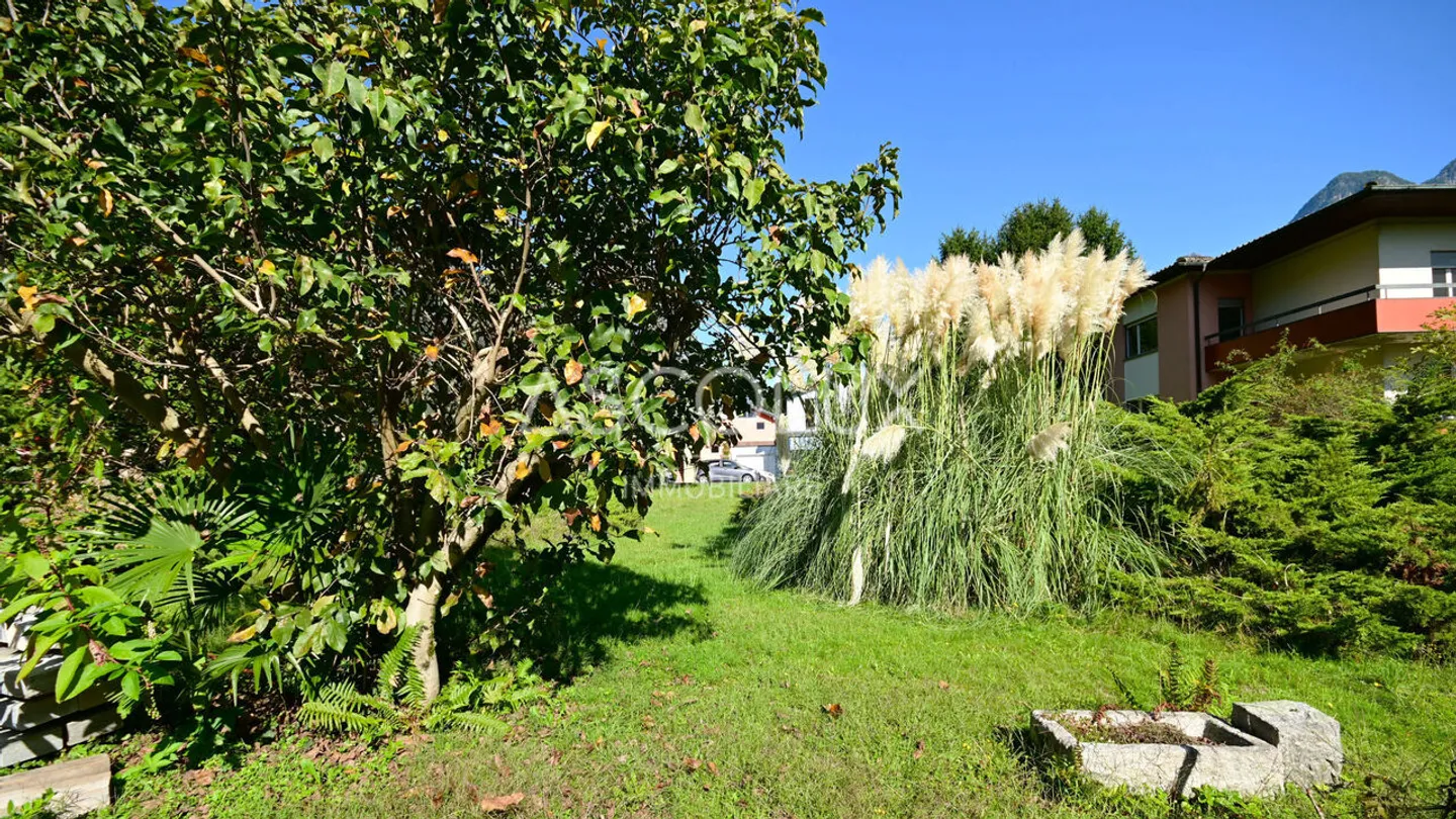 Terreno edificabile in zona soleggiata e tranquilla | Bauland in sonniger und ruhiger Lage - Foto 6 di 13