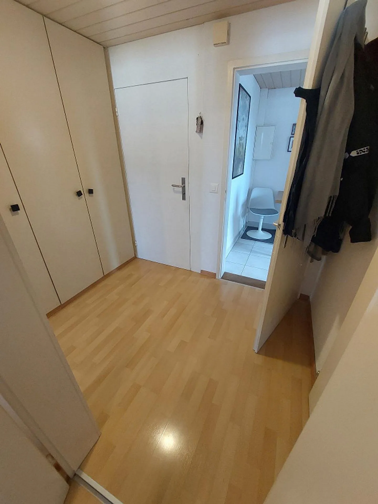 Charmante Wohnung mit Seesicht - Foto 5 von 8