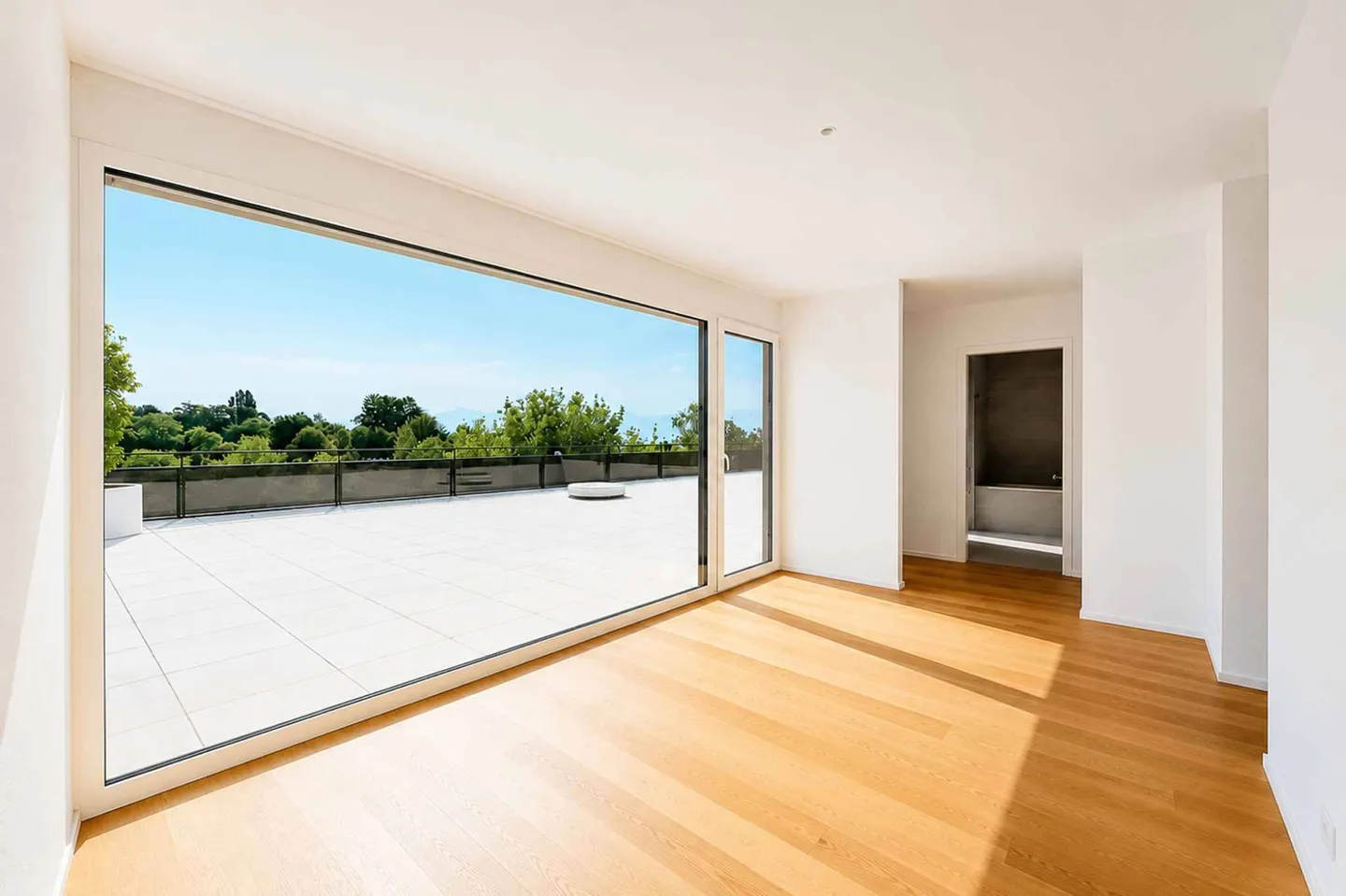 UNICO! Attico nuovo di 5,5 locali con terrazza sul tetto - Foto 4 di 13