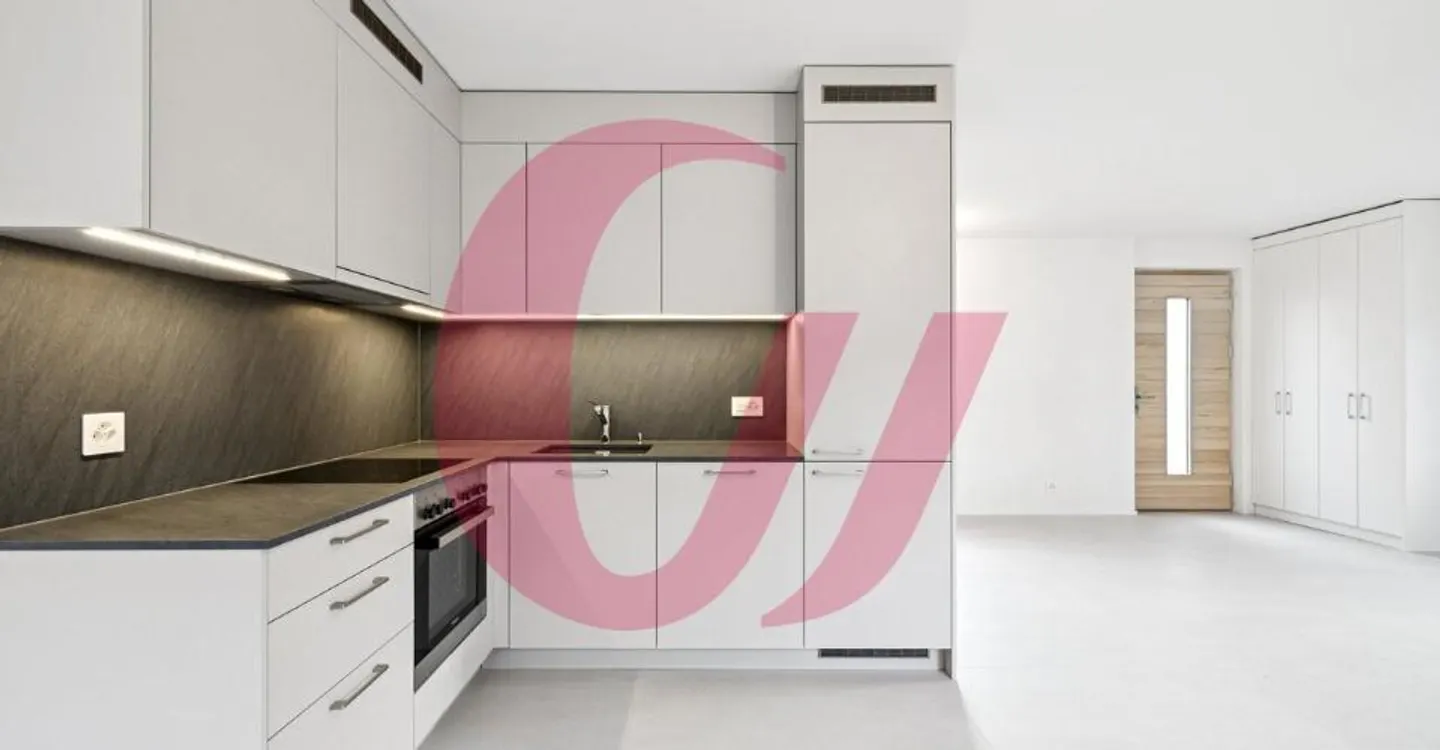 DREIETAGENWOHNUNG MIT 4,5 ZIMMERN IN ROMONT - Foto 2 von 9