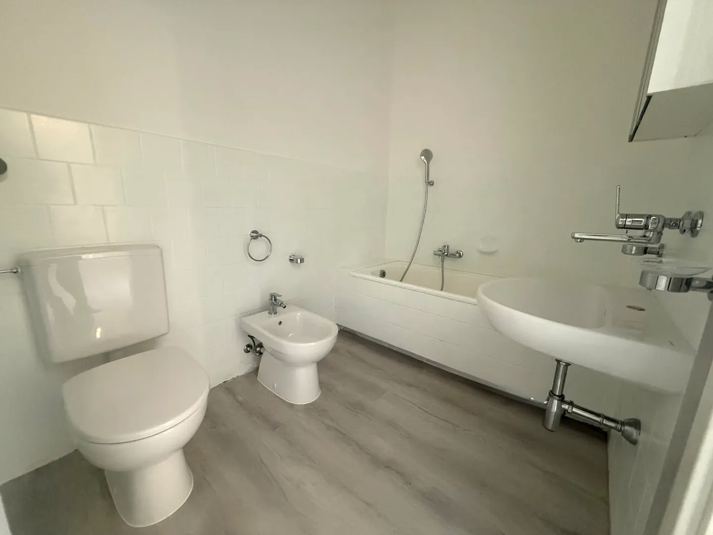 Appartamento ristrutturato di 3,5 locali a Chiasso - Foto 8 di 9