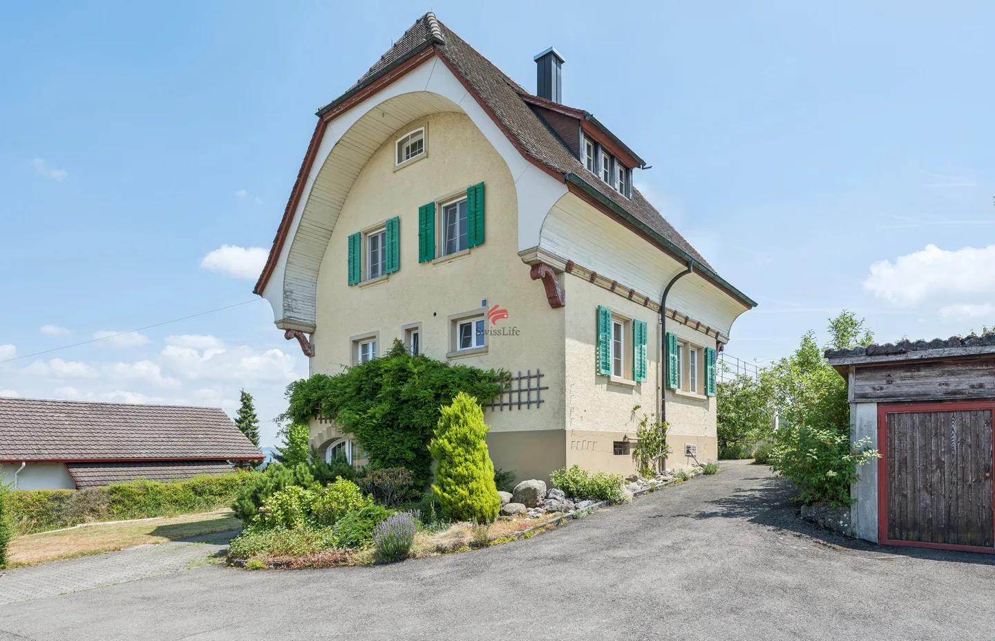 Fascino Storico con Riserve di Terreno Edificabile - Foto 2 di 14