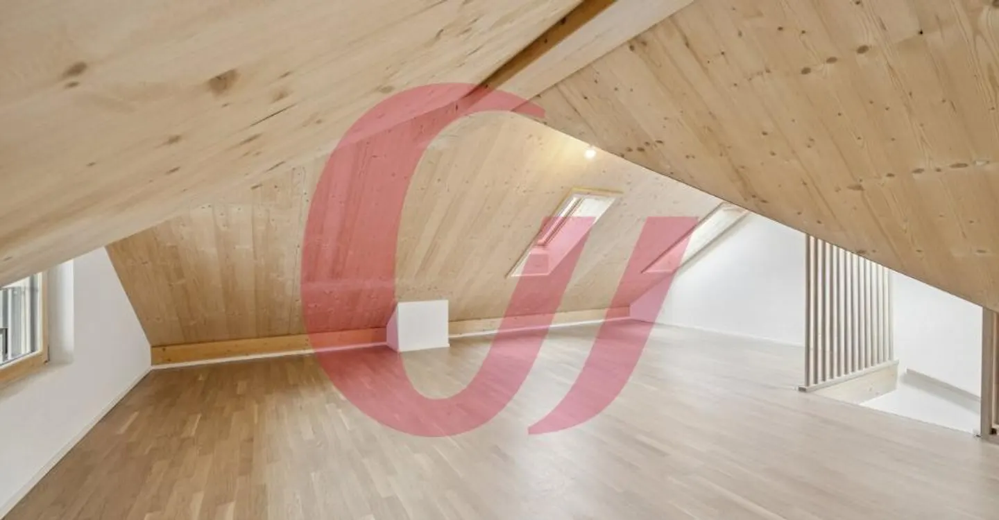 DREIETAGENWOHNUNG MIT 4,5 ZIMMERN IN ROMONT - Foto 9 von 9
