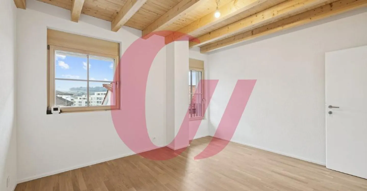 DREIETAGENWOHNUNG MIT 4,5 ZIMMERN IN ROMONT - Foto 6 von 9
