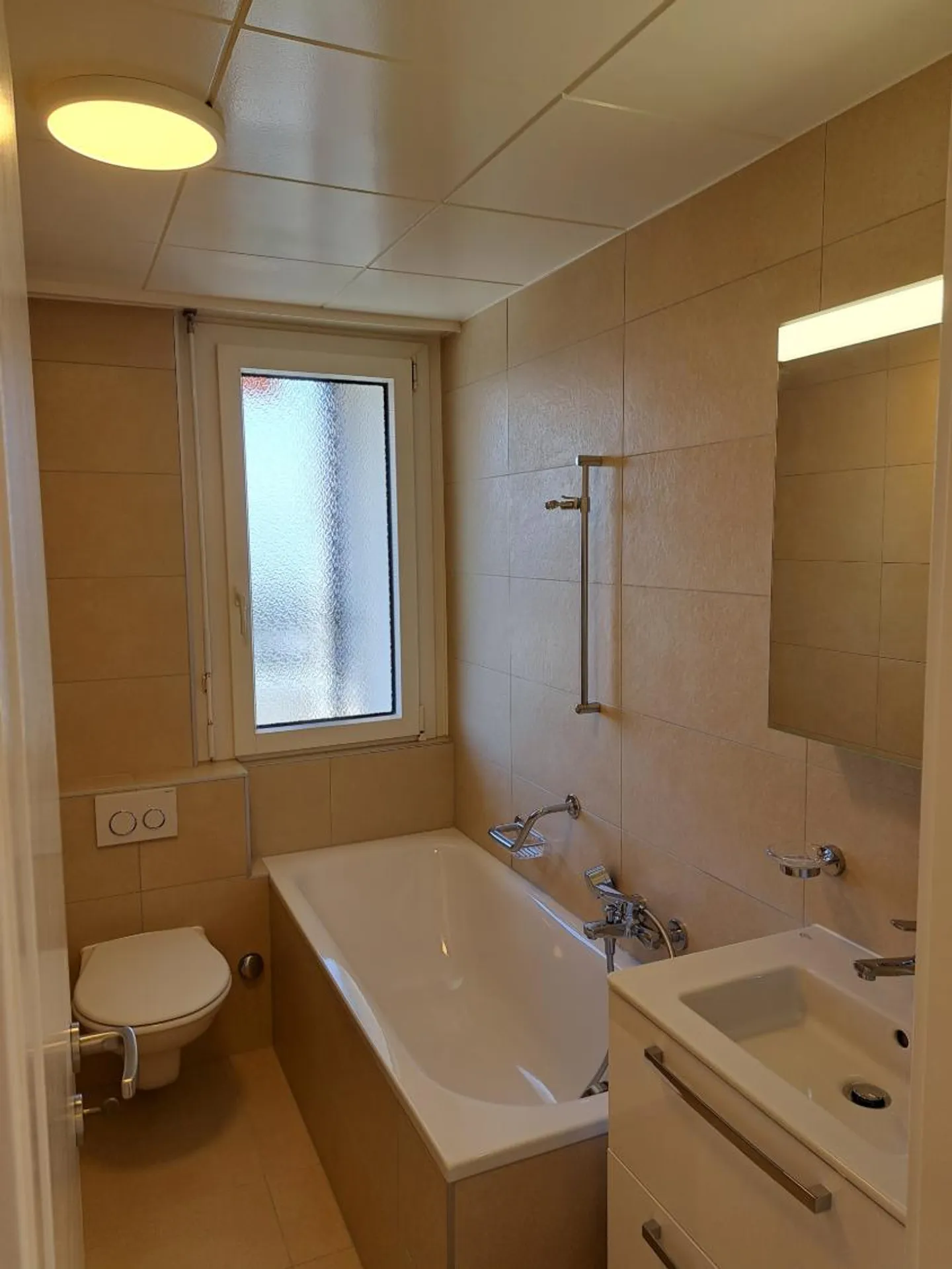 Wohnung - Foto 3 von 3