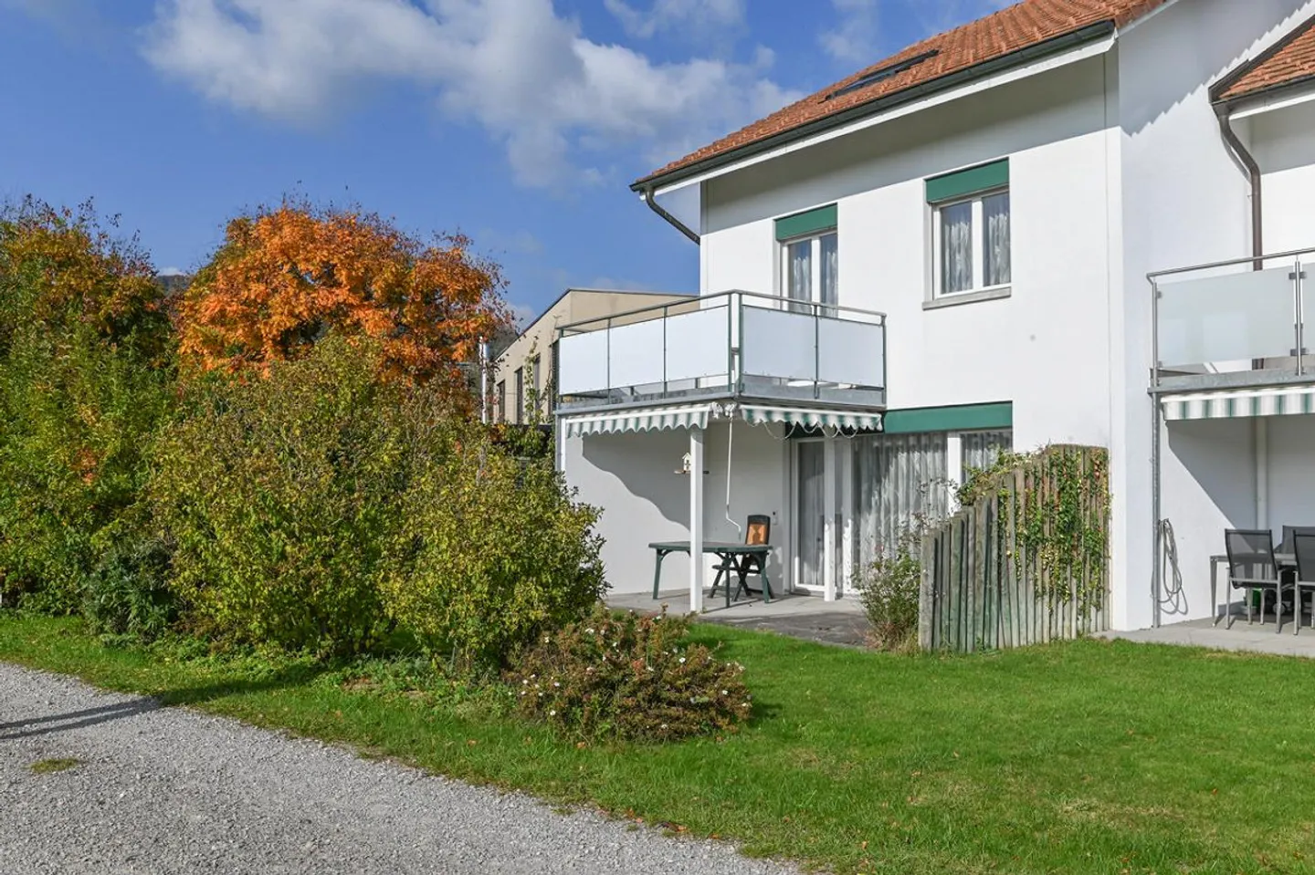 Idillio familiare con giardino e vista sul verde - basta trasferirsi! - Foto 2 di 16