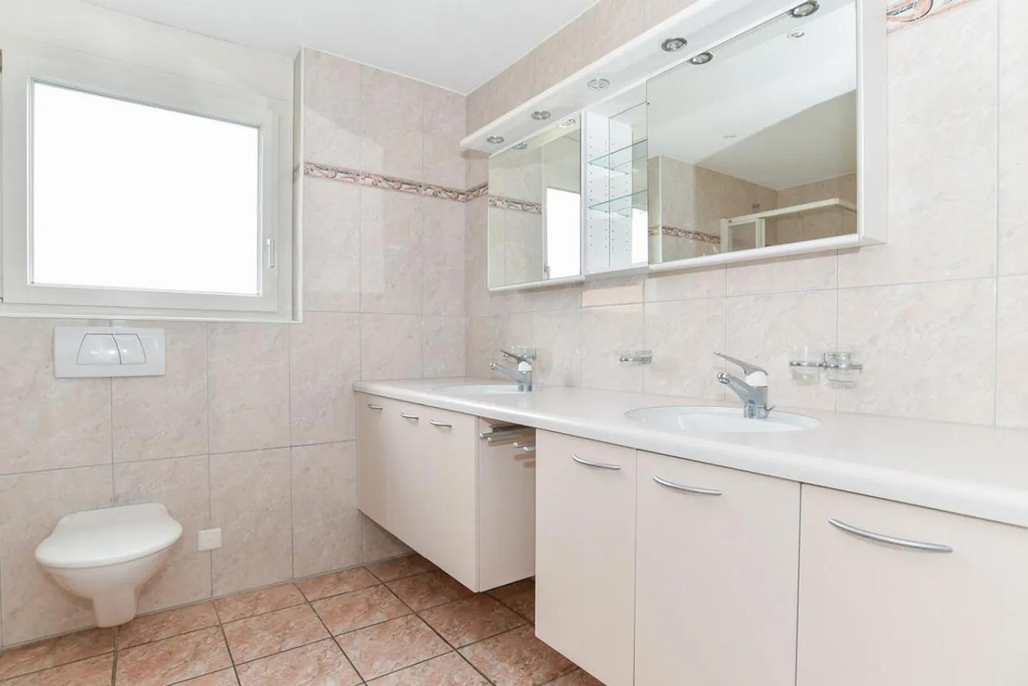 Idillio familiare con giardino e vista sul verde - basta trasferirsi! - Foto 12 di 16