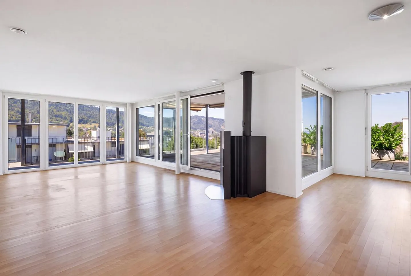 Penthouse mit Atemberaubender Aussicht - Foto 4 von 5