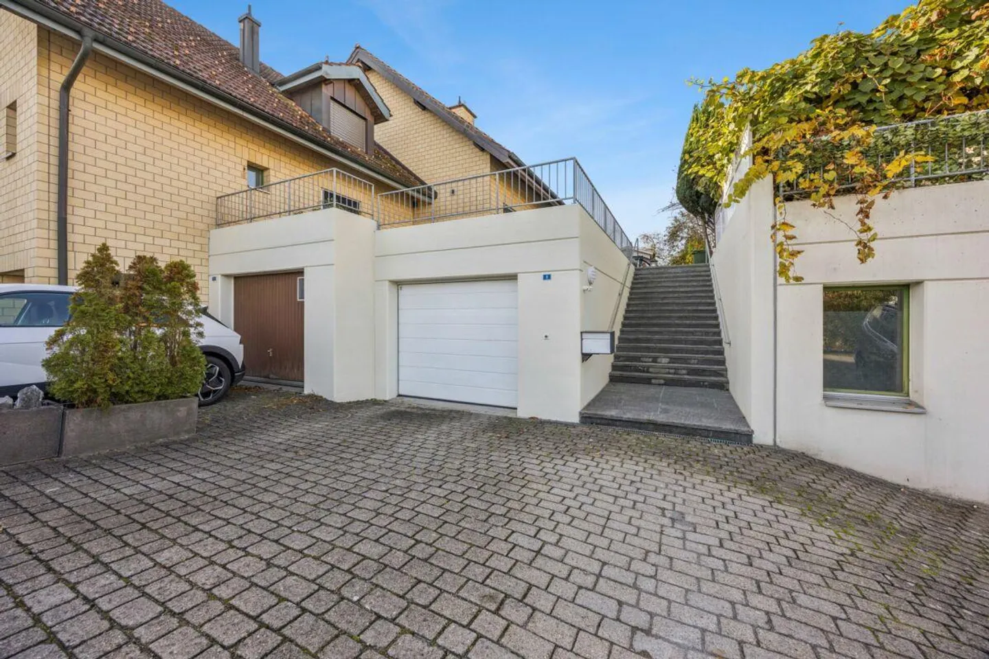 Vivre dans le vert : jardin, intimité et accès direct à la forêt - Photo 14 sur 14