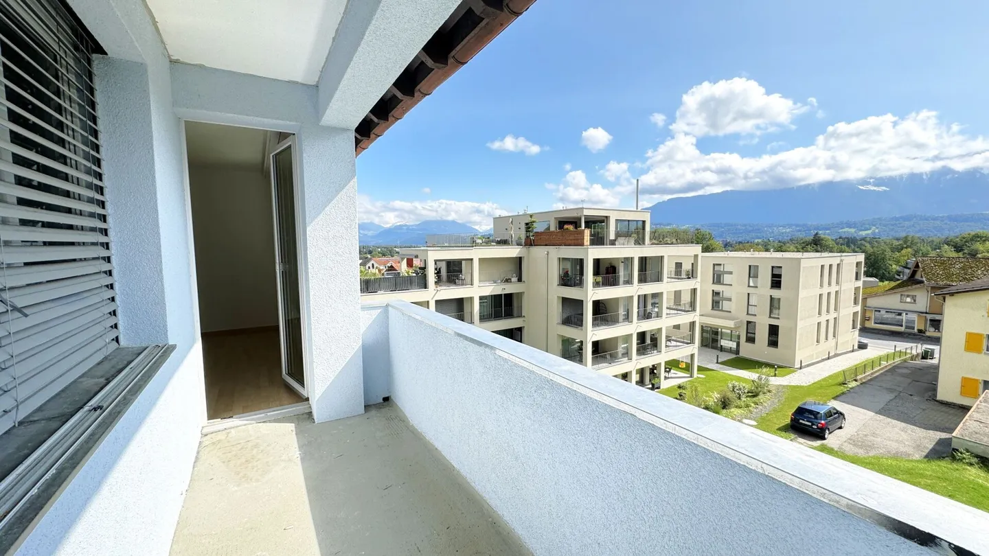 Ampio appartamento ristrutturato di 3,5 locali in affitto a Sennwald - Foto 8 di 12