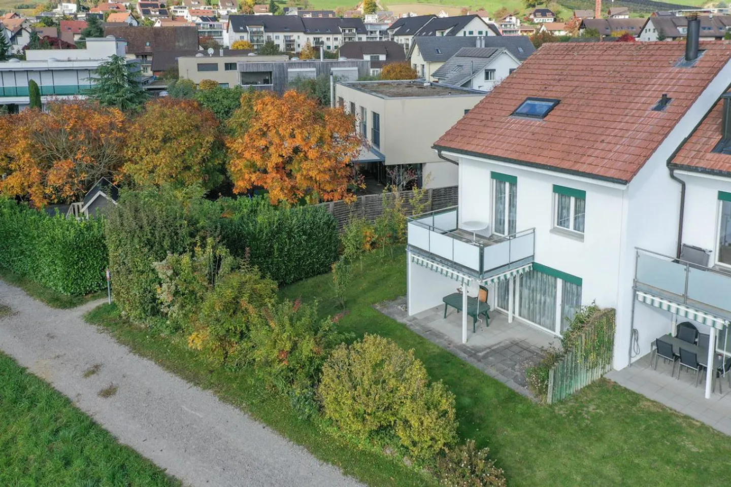 Idillio familiare con giardino e vista sul verde - basta trasferirsi! - Foto 15 di 16